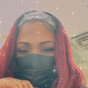 Meet your Posher, Fiana